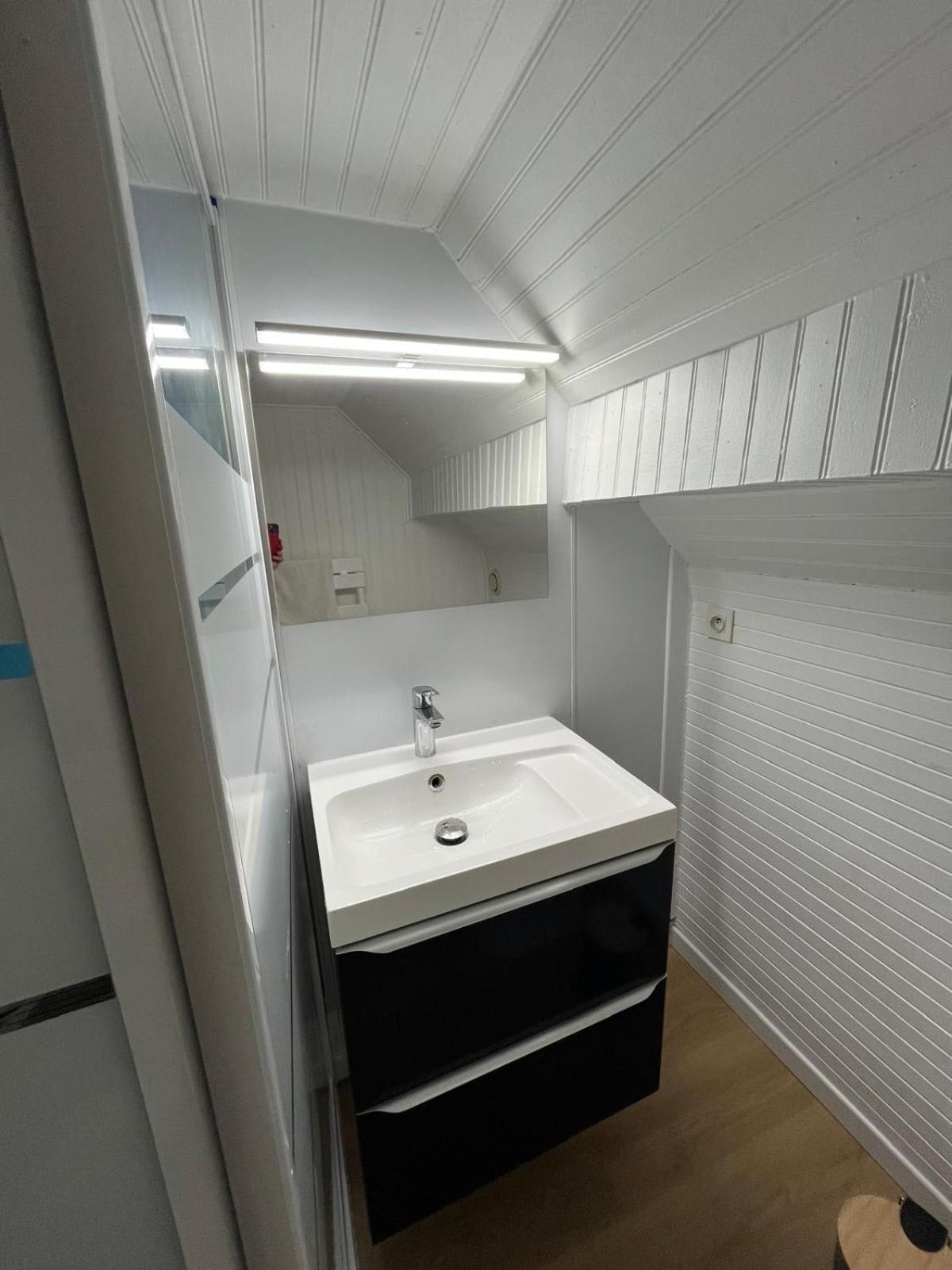 Maison Rue Du Phare Centre Ville Chez Christine キブロン エクステリア 写真